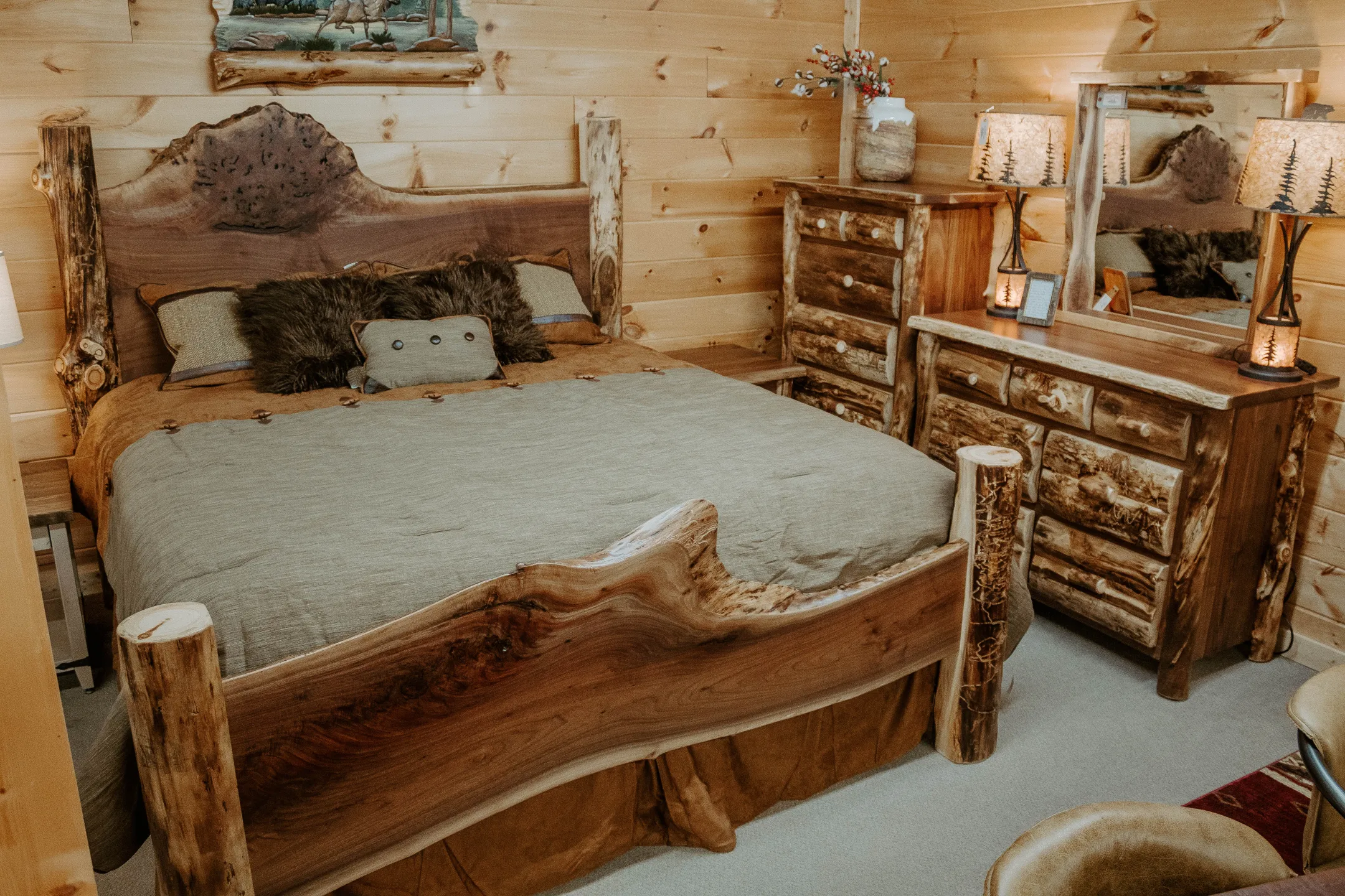 Bedroom Furniture & Accessories, Mountain Home